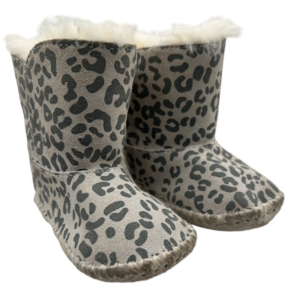 UGG Cassie Leopard Infant Boots (2/3) - Picture 7 of 16
